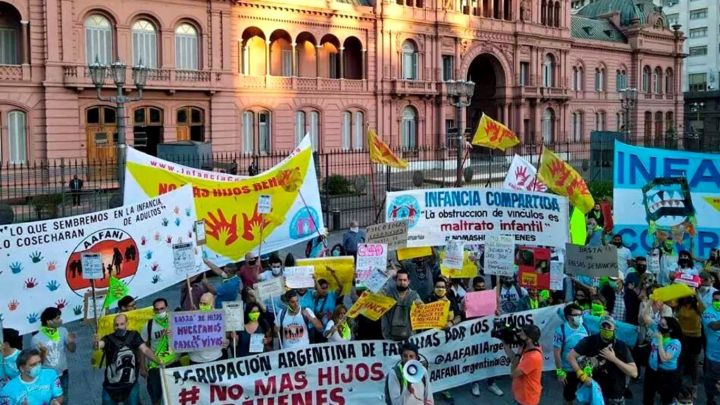 “Los derechos de la infancia están siendo vulnerados por un Estado ausente”