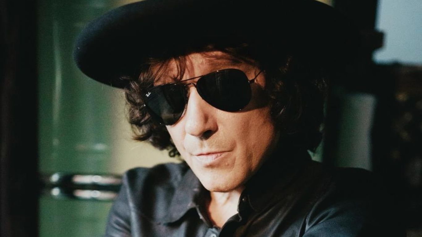 Enrique Bunbury y la posibilidad de reunir a Héroes del Silencio