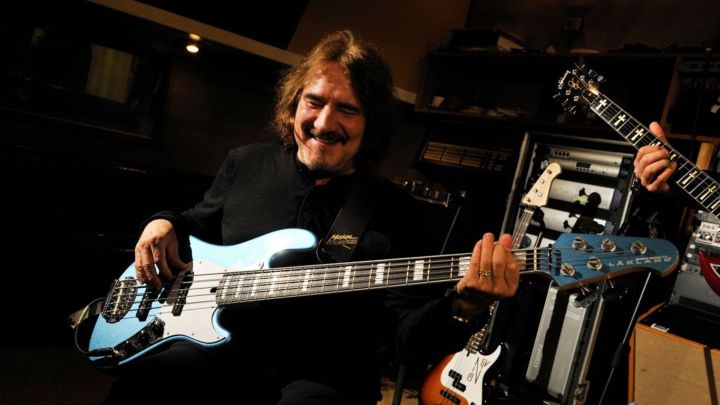 Geezer Butler trabaja en sus memorias