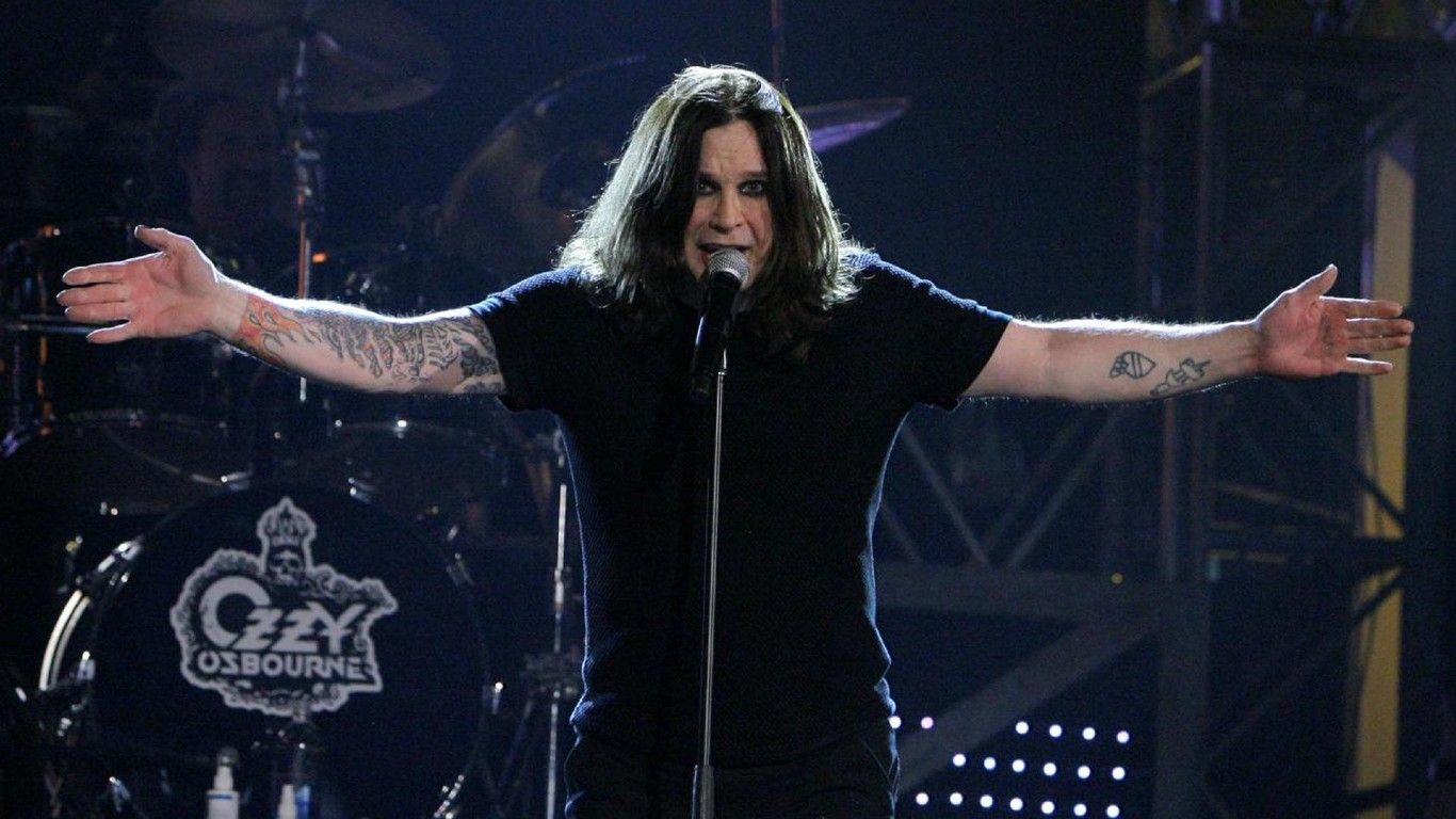 Ozzy Osbourne entra al salón de la fama de la lucha libre