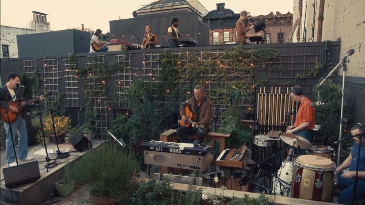 Bruce Springsteen tocó desde una terraza