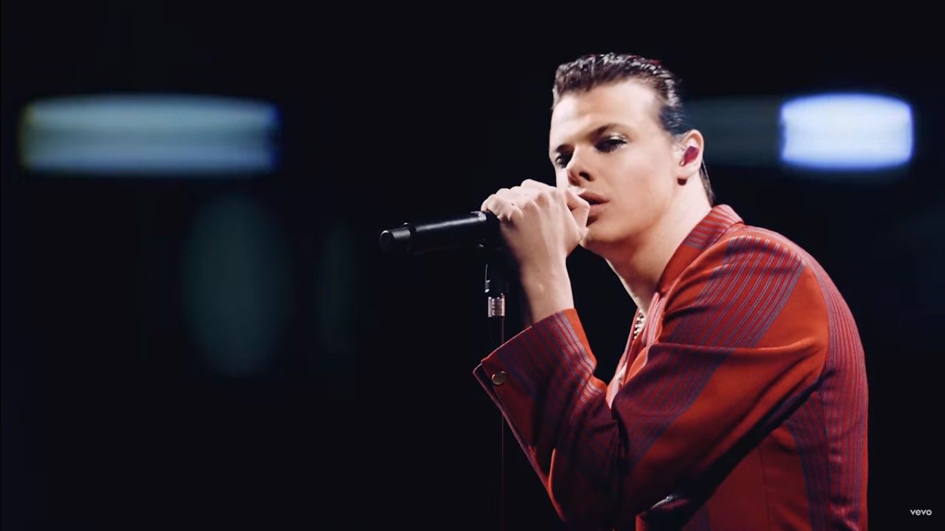 Yungblud lanzó su versión de Life On Mars?