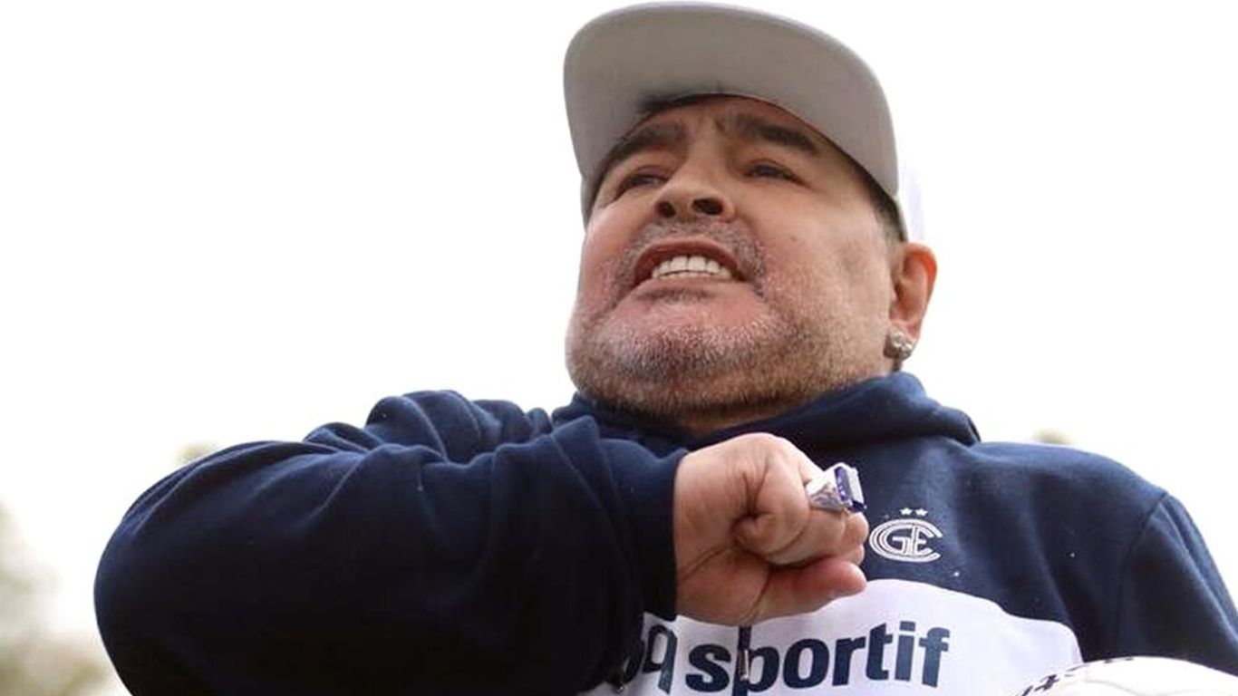 Orgullo País: Quieren llevar el corazón de Maradona al Mundial de Qatar